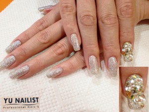 子の色ラインやグラデに使う方が多いです