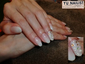 ストーン盛り沢山