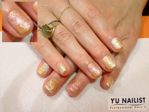 ゴールドベースです