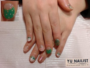 ショートネイルがかわいい